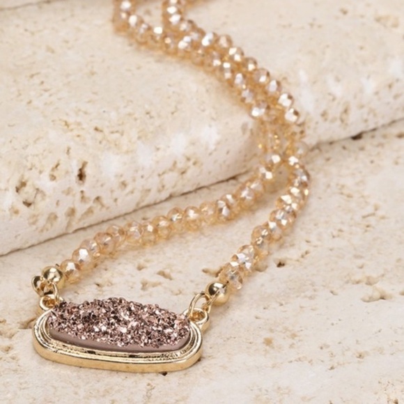 Druzy Necklace - Picture 5 of 6